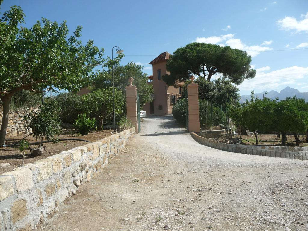Villa Paladino Solunto ซานตาฟลาวิอา ภายนอก รูปภาพ