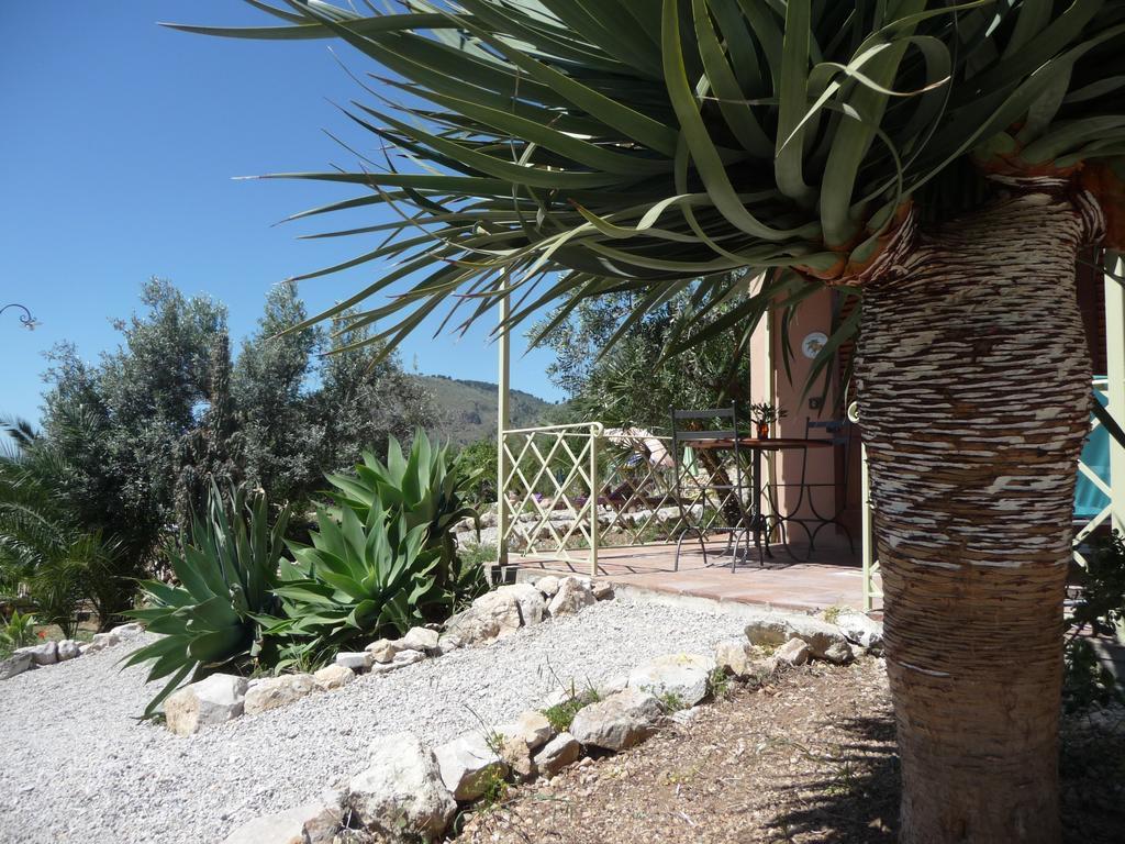 Villa Paladino Solunto ซานตาฟลาวิอา ภายนอก รูปภาพ