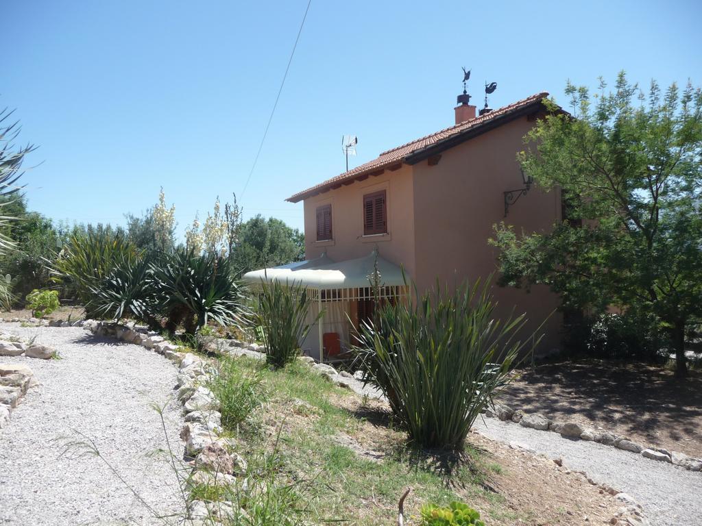 Villa Paladino Solunto ซานตาฟลาวิอา ภายนอก รูปภาพ