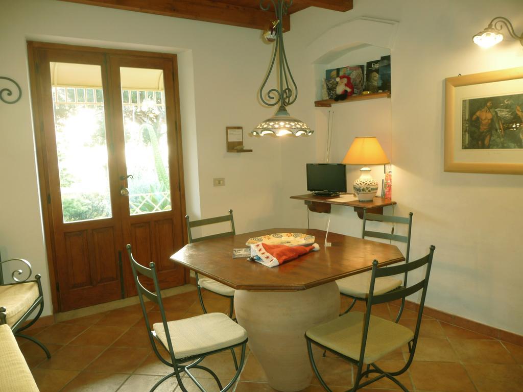 Villa Paladino Solunto ซานตาฟลาวิอา ภายนอก รูปภาพ