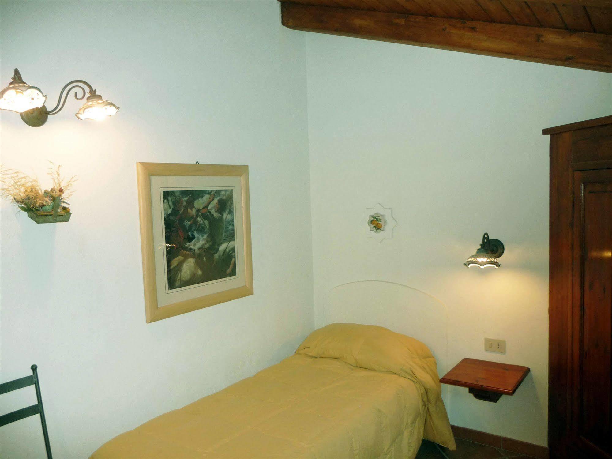 Villa Paladino Solunto ซานตาฟลาวิอา ภายนอก รูปภาพ